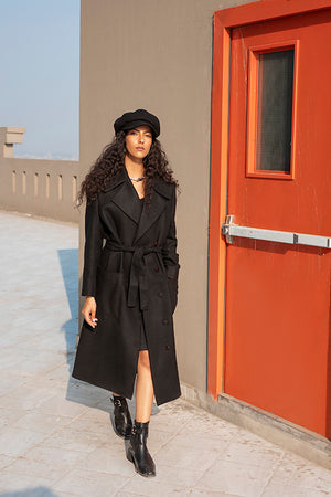 The Black Raven ; Vogue Edition Long Black Coat Women